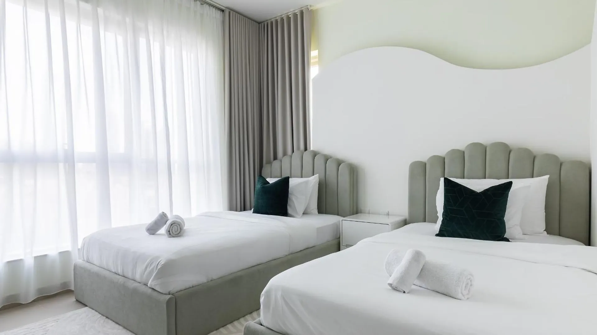Kinfolk Homes - No 1 Family Stay, Partial Burj Khalifa Fountain View Dubai United Arab Emirates